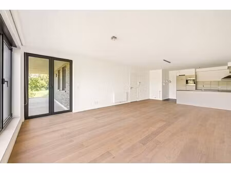 ruim 3-slaapkamerappartement met zicht op groen