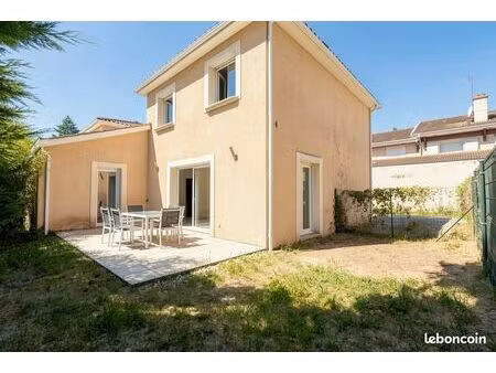 maison 4 pièces 100 m²