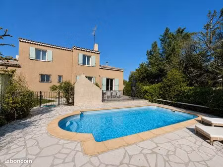 vidauban (83) – magnifique maison rénovée avec piscine  jardin et fort potentiel