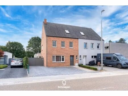 instapklare én energiezuinige gezinswoning (216 m²) met 3 tot 4 slpks op ideale ligging te
