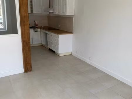 appartement 47 m² – 2 chambres – terrasse – châteauneuf-en-thymerais