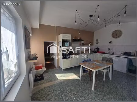maison 2 pièces 86 m²