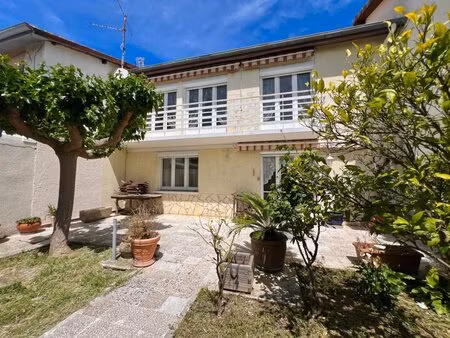 maison t5/6 150 m2 jardin et garage
