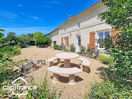 vente maison 7 pièces 195 m² à saint-martin-de-mâcon (79100)  226 000 €