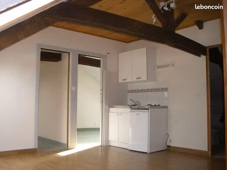 appartement t2/t3 avec jardin partagé – cœur de bourg  guémené-penfao