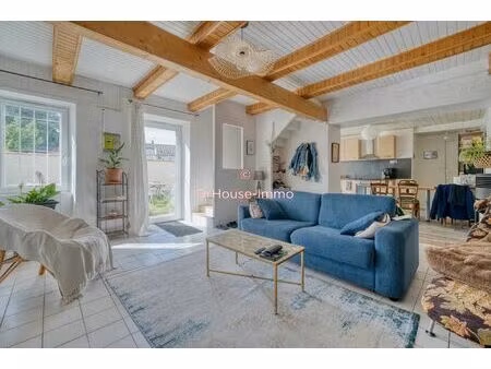 dompierre-sur-mer maison familiale 8 pièces 141 m²