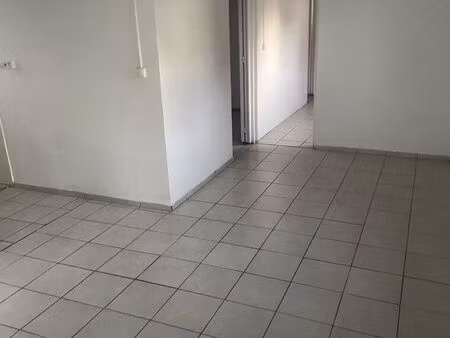 maison à louer à dominante