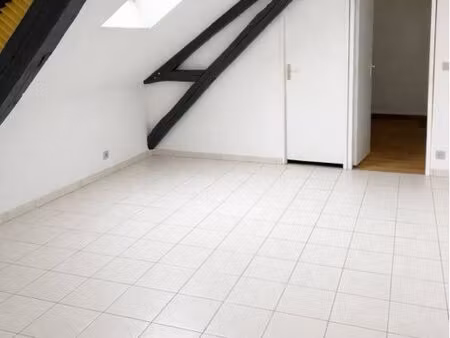 location f2