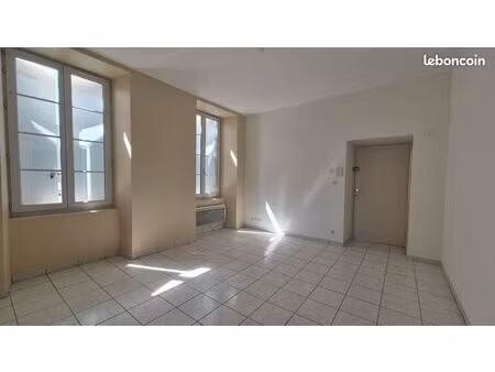 appartement t2  à louer