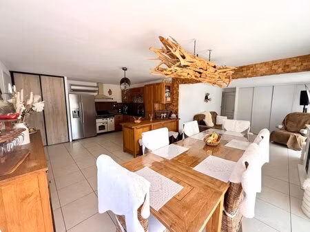 maison familiale de 200m2 sur une parcelle de 1584m2