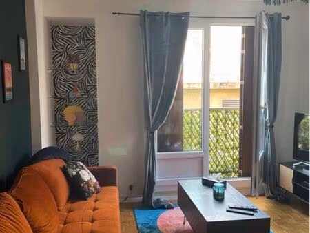 t2 meublé 46 m² + cave – joliette