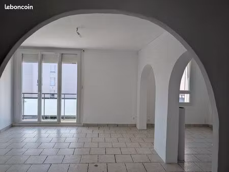 location appartement t4