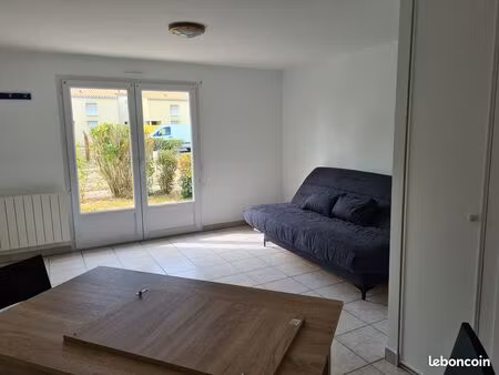 location studio meublé 26 m²