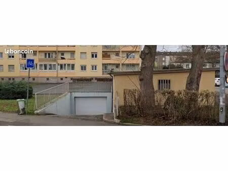 garage box souterrain