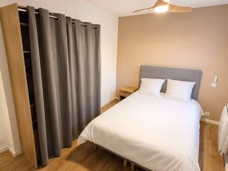 ? chambre étudiante meublée – centre carcassonne – fibre incluse – 375 cc