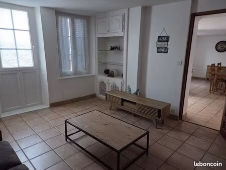 maison de ville sur deols à louer