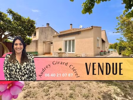 maison familiale de 119m²  493m² de terrain piscinable  3 chambres confortables  garage ..