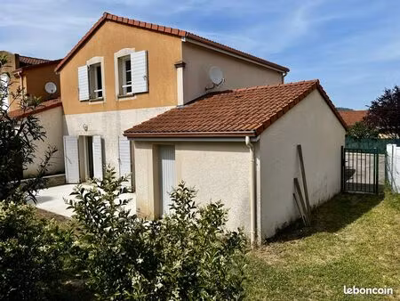 villa 4 pièces 85 m²