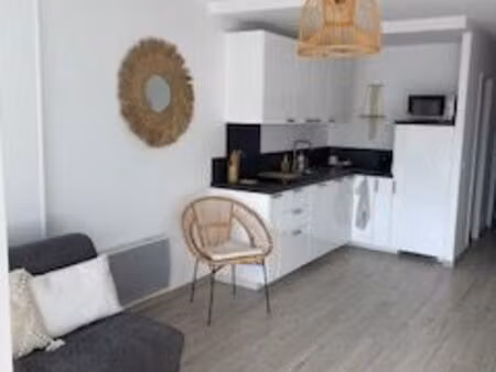 part loue f2 36m² carnon plage