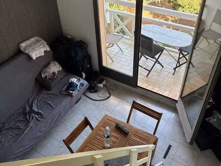 loue studio meubler étudiant sept à juin