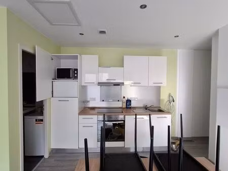 appartement t2 meublé de 37m2- calme proche centre ville et gare