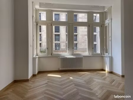 appartement 5 pièces 156 m²