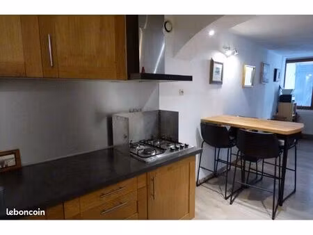 loue maison de village t3+pièce aveugle disponible 1aout