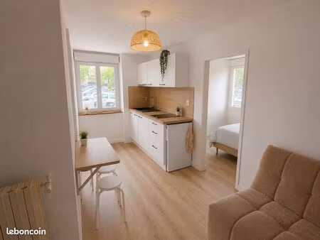 appartement meublé de 28 m² entièrement rénové – centre-ville de bressuire