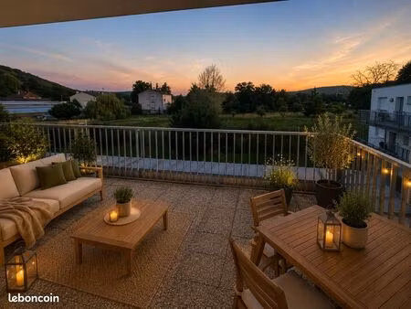jolie deux pièces avec garage