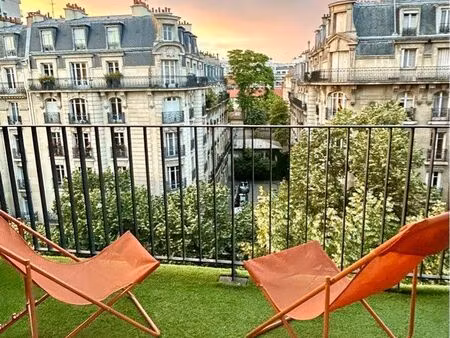 studio meublé  28 m² avec balcon  paris 15e location étudiante de septembre à juin