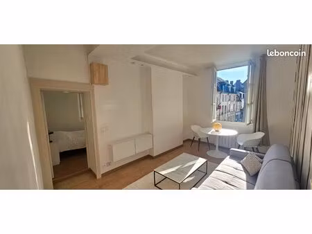 t2 meublé de charme – 37 m² – hyper centre historique de senlis■disponible immédiatement