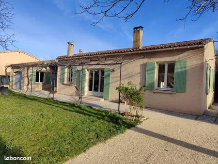 villa 100 m² plain-pied meublée