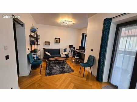 t2 meublé avec grand jardin