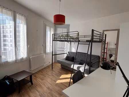 grand t1 meublé et équipé - 27m² - prox. gare  université  isel  iep