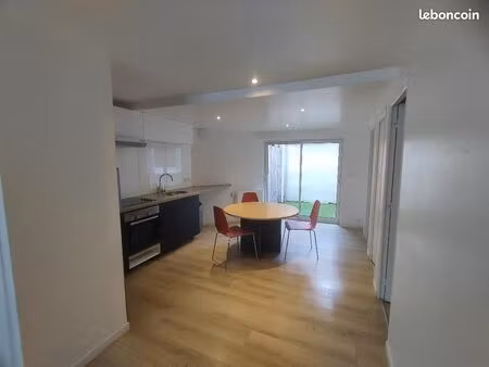 f3 meublé 62m2 refait a neuf quartier st aignan