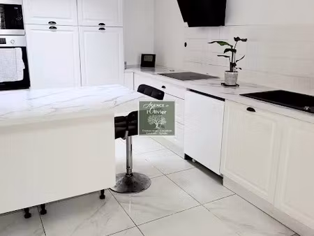 vente maison 4 pièces 100 m² à port-saint-louis-du-rhone (13230)  220 000 €