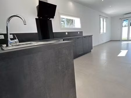 appartement t2 avec parking et jardin