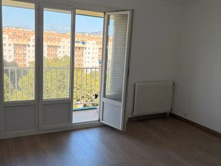 appartement t2 51m2