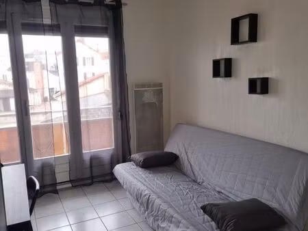 location appartement studio meublé équipé avec balcon roanne riorges