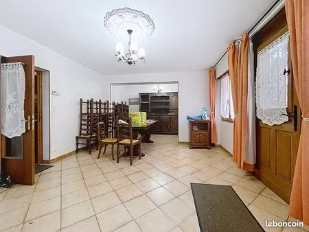 location maison de ville 105 m2 centre bourg