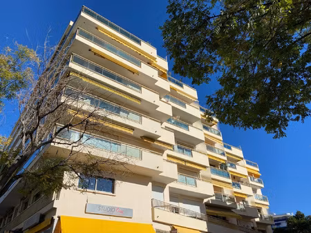 location local commercial 40m² le cannet 06110