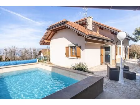 superbe maison vue lac !