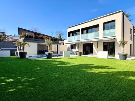 exclusivite thonon-les-bains villa individuelle t6 de 2022 piscine  jacuzzi  pull house...