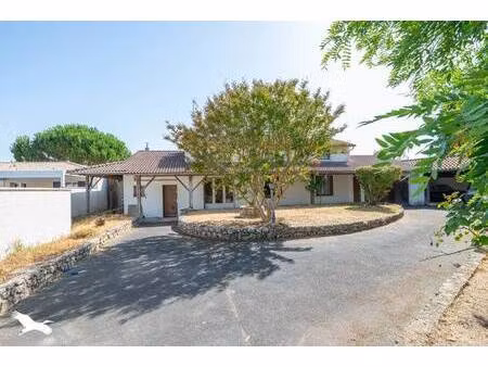 vente maison 5 pièces 138 m² la tremblade (17390)