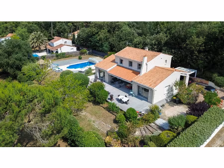 vente maison 7 pièces 177 m² saint-palais-sur-mer (17420)