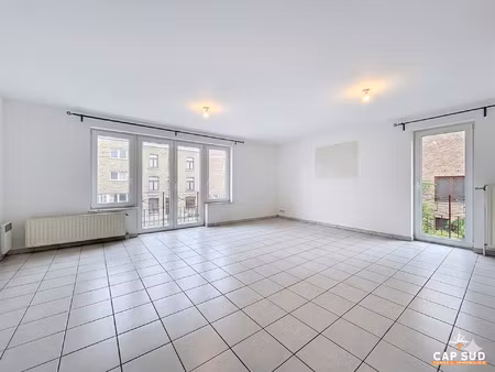 appartement à vendre à rue de l'institut 5 bouge (vbe38357)