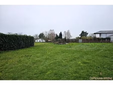 terrain constructible à moulis-en-médoc