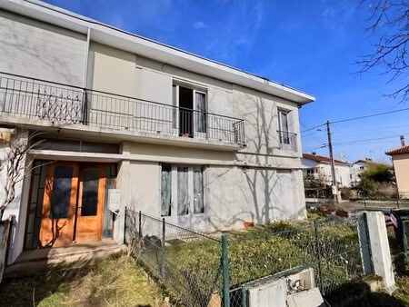 maison d'env. 150m² divisée en 2 appartements t4 et t3 proche centre de bergerac (24100)