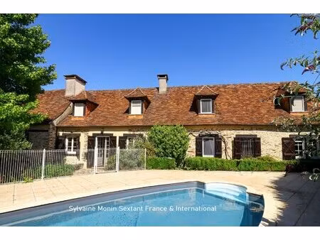 propriété de caractère en pierre avec piscine et grange  alliant charme de l'ancien et...
