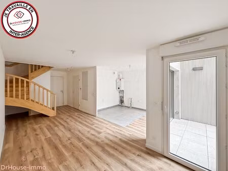 mérignac duplex t3 lumineux avec loggia et parking
